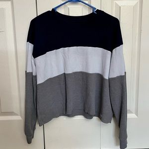 ✰ Hollister Color Block Pullover Crop Sweatshirt ✰